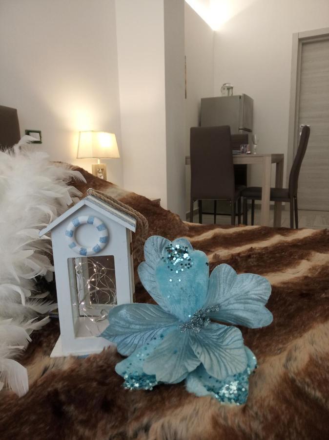 Acquazzurra Affittacamere 토레 라필로 외부 사진